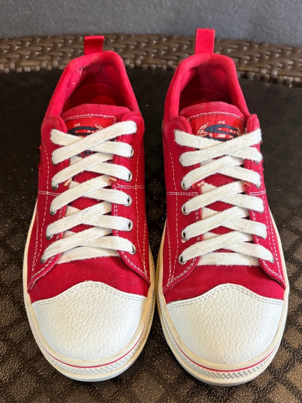 Skechers Roadies True Roots Lace Up Canvas Sneakers Lug Sole Cap Toe Size 6.5